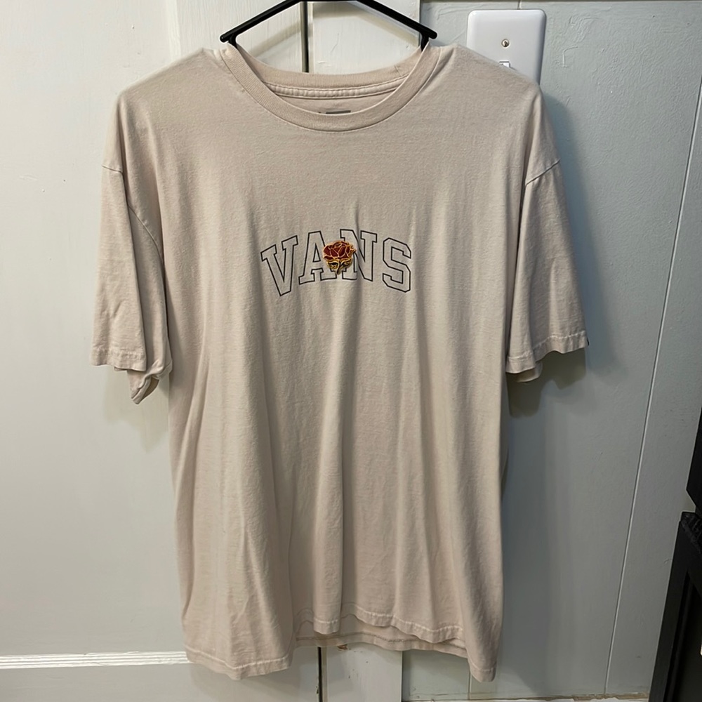 Van's Classic Fit rose embroidered tee / Size: Large